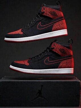 Size 15 Jordan Air Jordan 1 Ultra High Banned Black Red White 844700-001